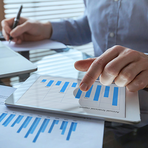Data and Spend Analytics